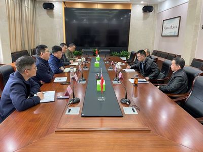 合肥市城乡建设局总经济师陈万立一行走访调研安徽三建